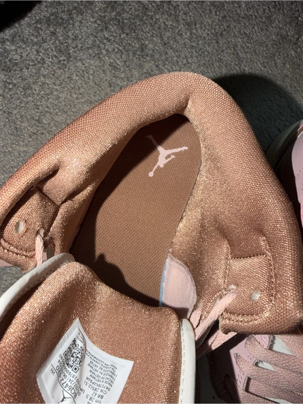 Nike Women’s High-Top Sneakers in White and Light Pink